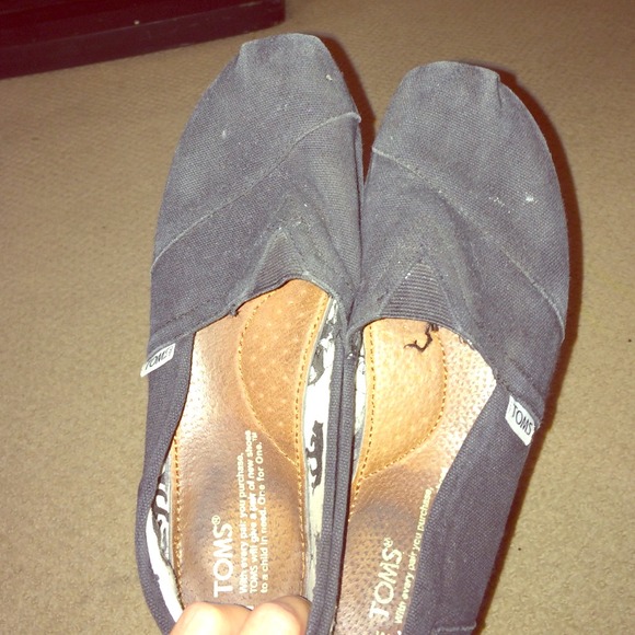 toms