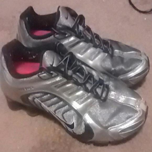 Nike shoxs!