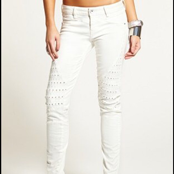Guess Denim - PRICE REDUCED Moto Eyelet Skinny Jean
