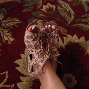 Floral open toe shoes