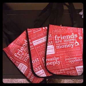 3 lululemon shoppers