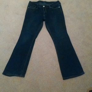 RESERVED-Seven Jeans!