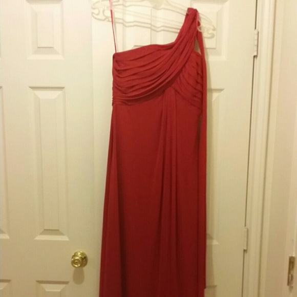 Red evenjng gown
