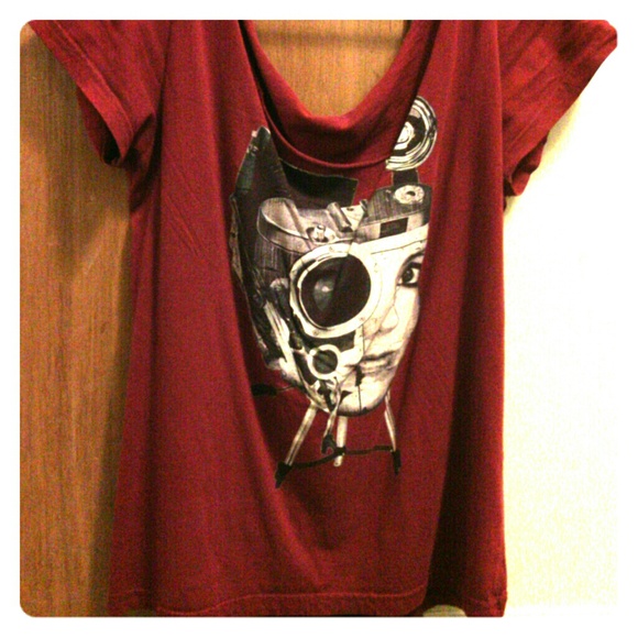 Baggy, off shoulder tee shirt