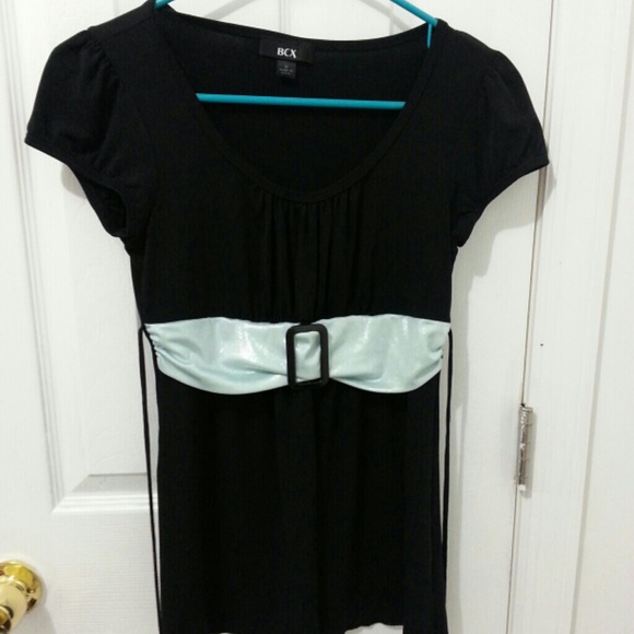 Cute black top with belt