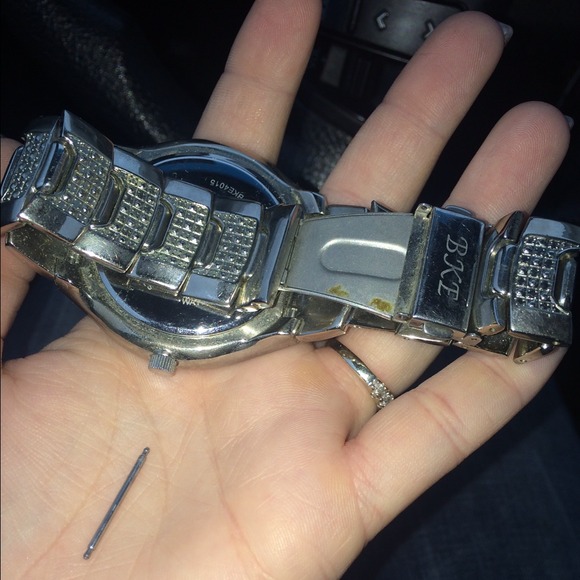 I just received this crap in the mail!!!! - Picture 2 of 2