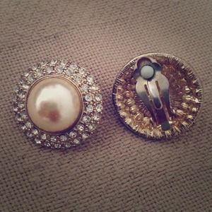 Stylist Vintage Earrings