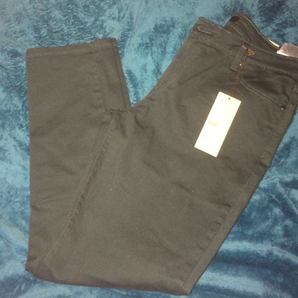 Levi army green pants