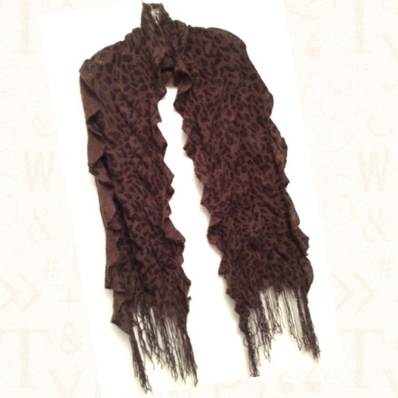 LEOPARD PATTERN RUCHED & RUFFLED KNIT SCARF - Picture 2 of 4