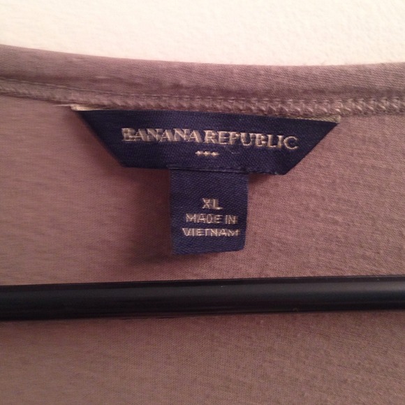 3/4 sleeve embellished top - Picture 3 of 3