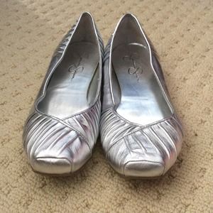 Jessica Simpson silver flats woman 8 1/2