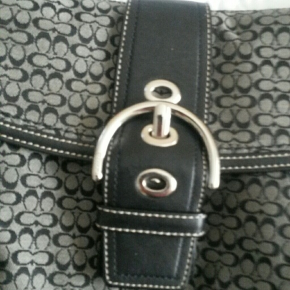 COACH Soho hobo Black Jacquard Signature Monogram - Picture 3 of 3