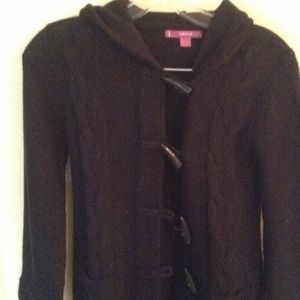 Girls hounds tooth sweater.