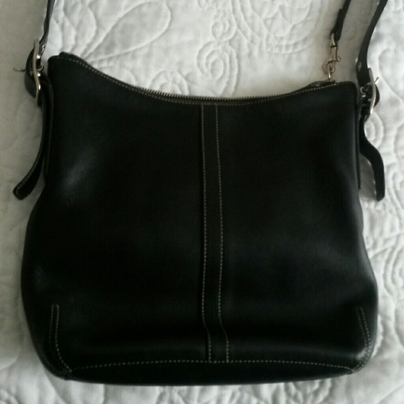 COACH HANDBAG - Picture 2 of 3