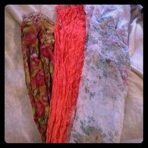 Bundle of scarves