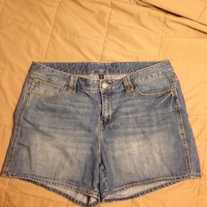 Gap Jean shorts size 16