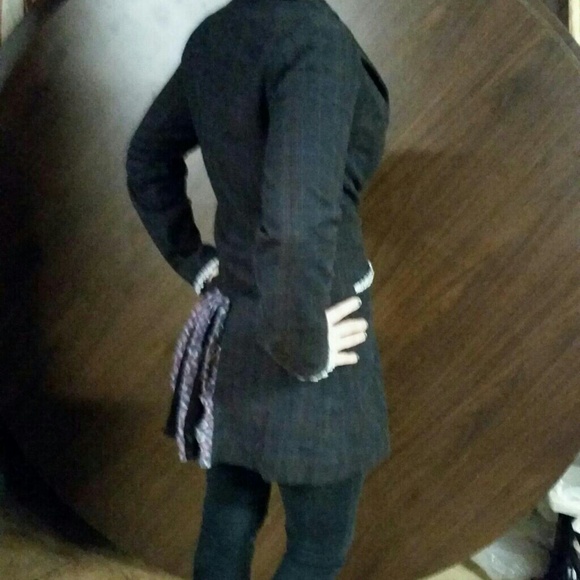 Free people fitted peacoat w/perfect detailing - Picture 3 of 4