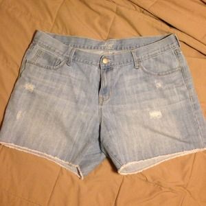 Old Navy jeans shorts flirt fit