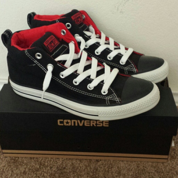 SOLD Men's converse