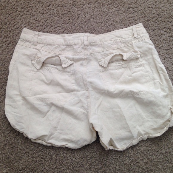 Shorts - Picture 3 of 4