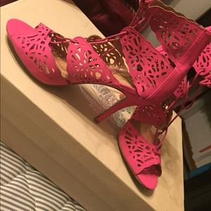 Pink shoes size 9