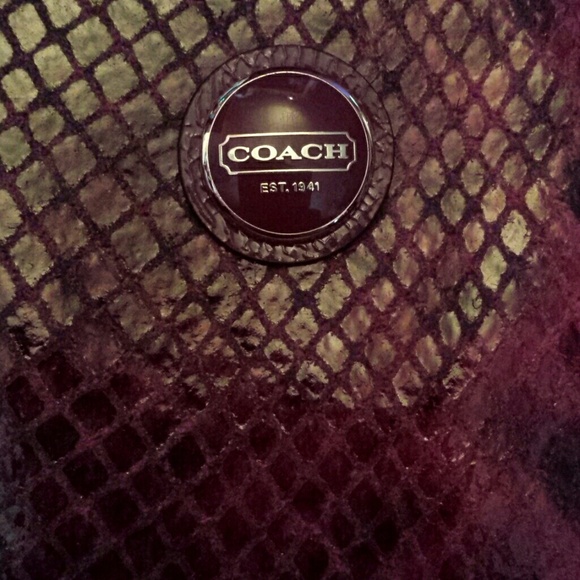 ***REAL COACH** NWT SAMSUNG GALAXY  WRISTLET - Picture 2 of 4