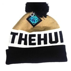 THE HUNDREDS beanie!!! Rita Ora's favorite brand🎩