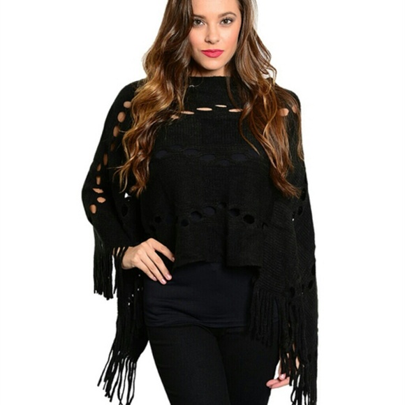 Black knitted poncho with fringe new new size s/m