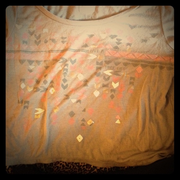 Vintage grey tribal shirt!