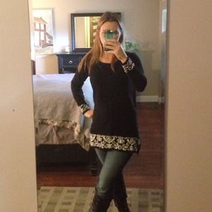 Black and White tunic - excellent condition