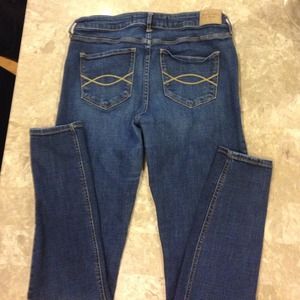 Abercrombie skinny jeans size 8R RESERVED