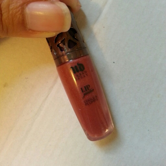 [TRADED w/justinsmom1]: URBAN DECAY lipgloss