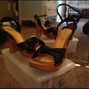Jessica Simpson 8.5 shoes