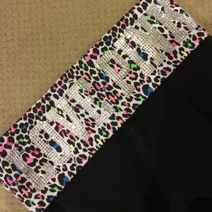 ✨Sale✨VS 💎bling💎 cheetah yoga capri