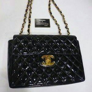 100% Authentic Chanel JUMBO Black cross body