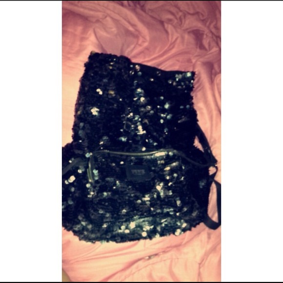 Backpacks - Picture 1 of 4