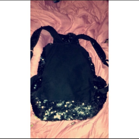 Backpacks - Picture 2 of 4