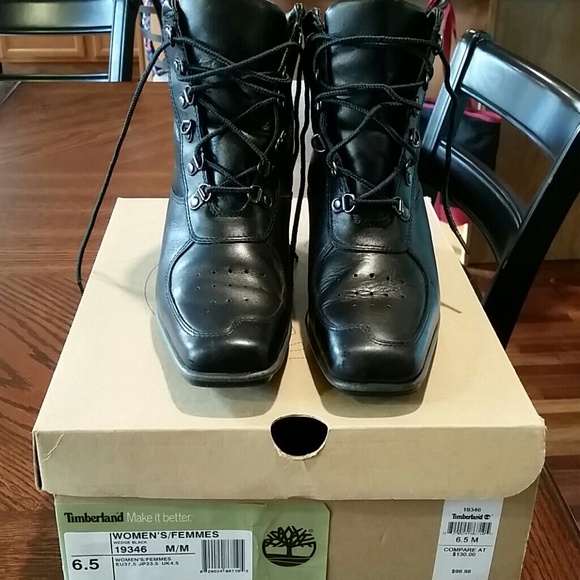 Wedge boots