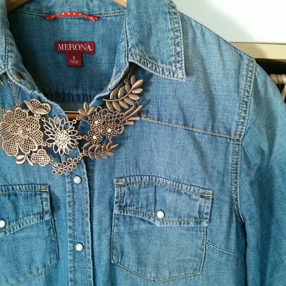 SOLD Chambray Shirt - Picture 4 of 4