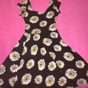 flowered dress, says medium but fits a small