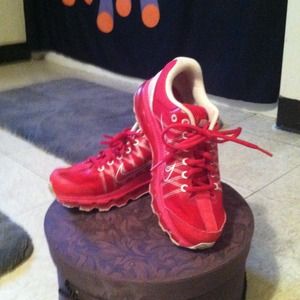 Hot pink Air Max!