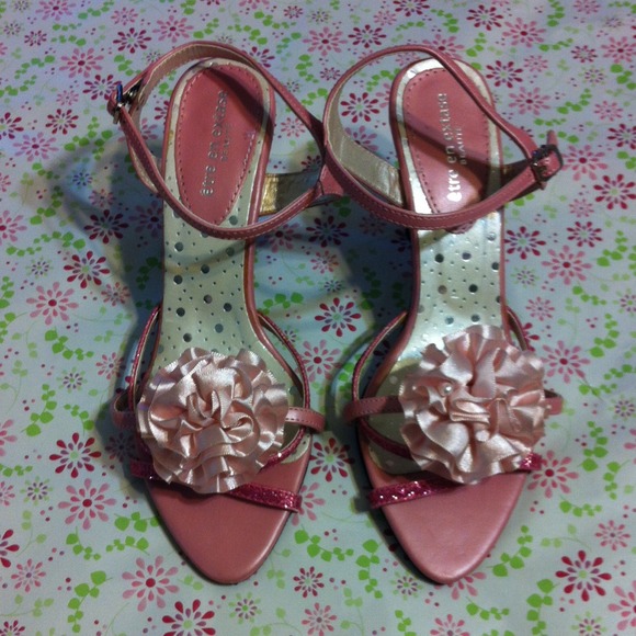 ❤️Price reduced!!!❤️New pink dress sandals!