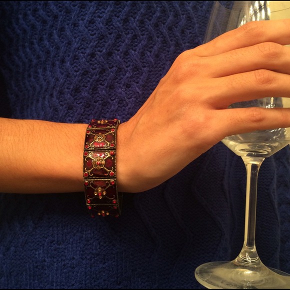 Red rhinestone bead bracelet - Picture 2 of 2