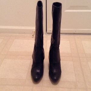 %100 leather black italian boots.