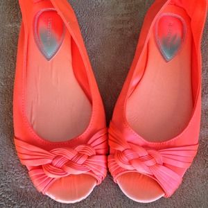 H & M open toe flats