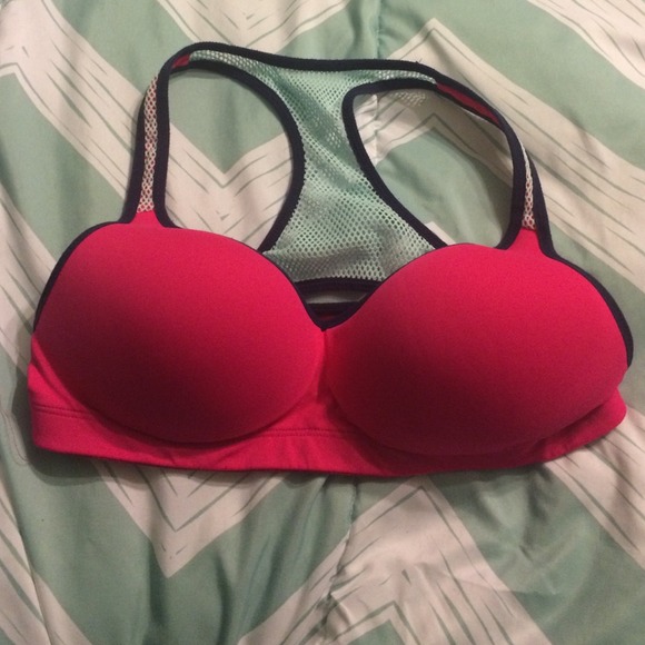 PINK yoga push up sports bra