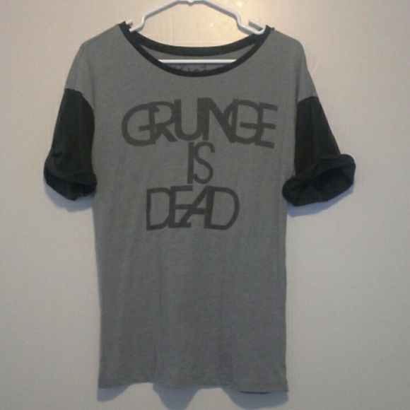Pacsun/DOE brand Grunge Is Dead Top