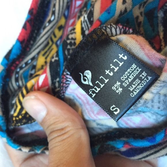 🚫SOLD🚫Tribal Print Crop Top / Bandeau - Picture 3 of 4