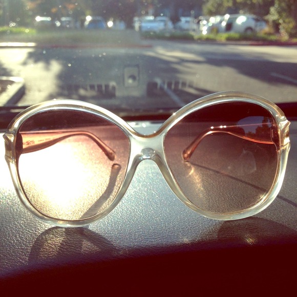 Trade with nalledipersio Michael Kors sunglasses