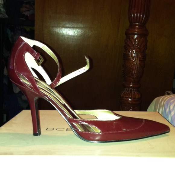 Nine West heels burgundy